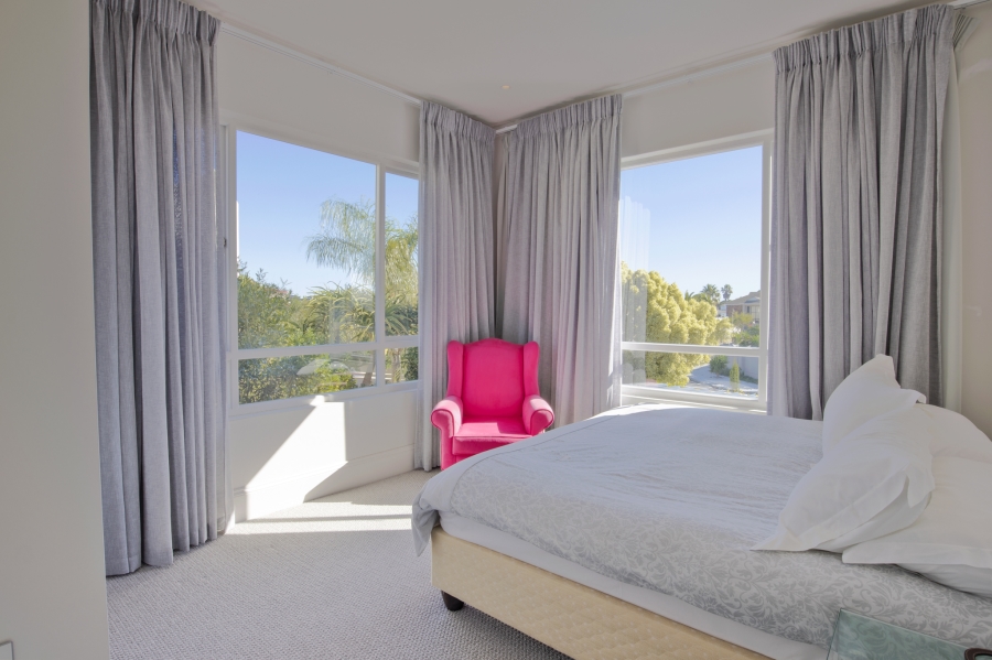 To Let 3 Bedroom Property for Rent in Sunset Beach Western Cape